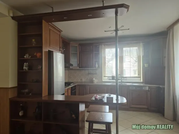 Pronájem rodinného domu, Praha - Ďáblice, Markvartická, 280 m2