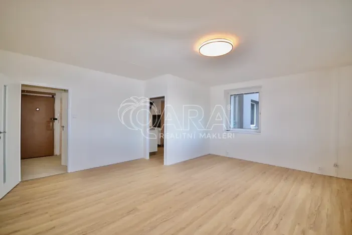 Pronájem bytu 1+1, Praha - Hloubětín, Kukelská, 43 m2