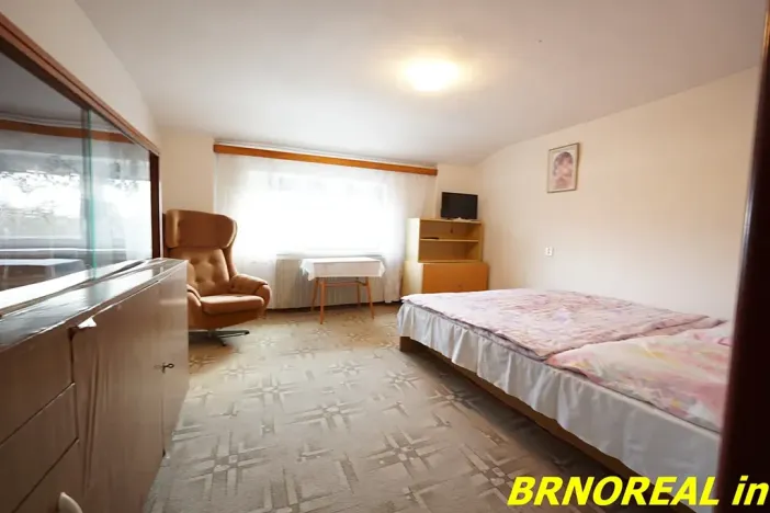 Prodej rodinného domu, Želeč, 237 m2