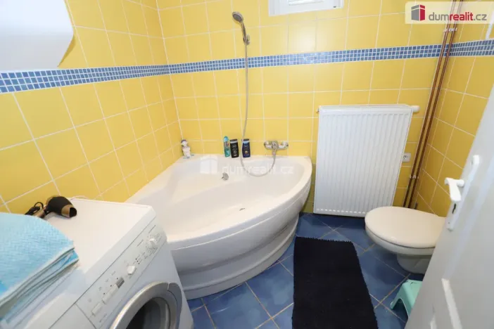 Prodej bytu 2+kk, Karlovy Vary, Krále Jiřího, 65 m2