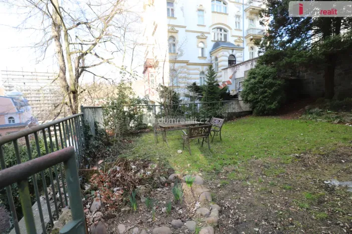 Prodej bytu 2+kk, Karlovy Vary, Krále Jiřího, 65 m2