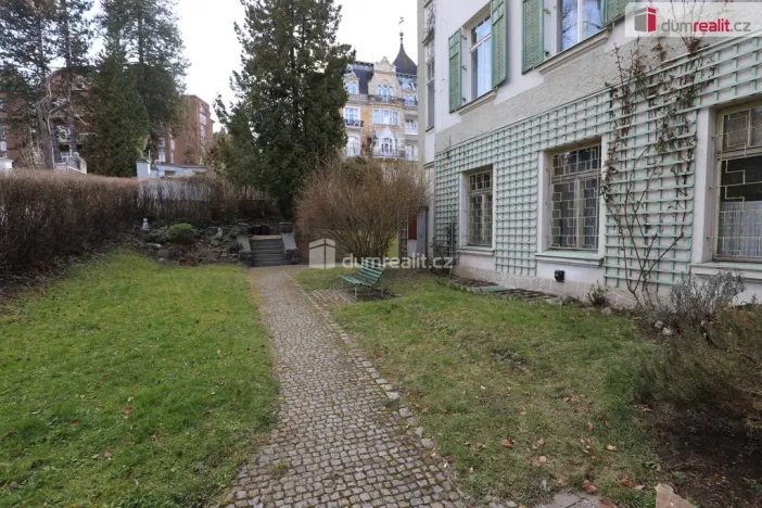 Prodej bytu 2+kk, Karlovy Vary, Krále Jiřího, 65 m2