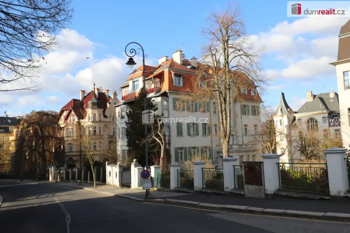 Prodej bytu 2+kk, Karlovy Vary, Krále Jiřího, 65 m2