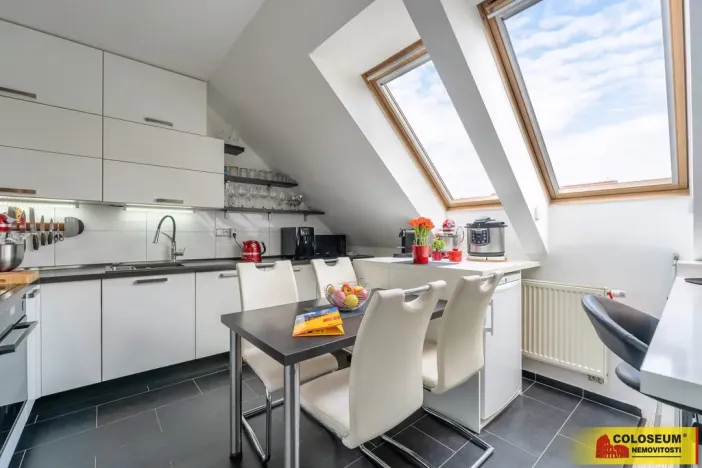 Prodej bytu 2+kk, Hustopeče, 59 m2