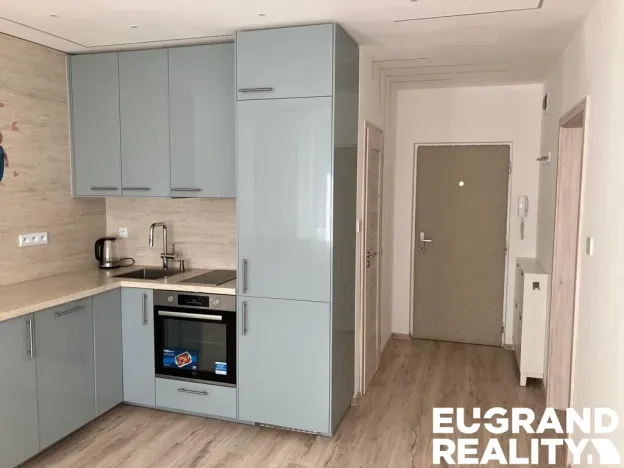 Pronájem bytu 1+1, Stráž pod Ralskem, Jižní, 35 m2