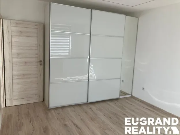 Pronájem bytu 1+1, Stráž pod Ralskem, Jižní, 35 m2