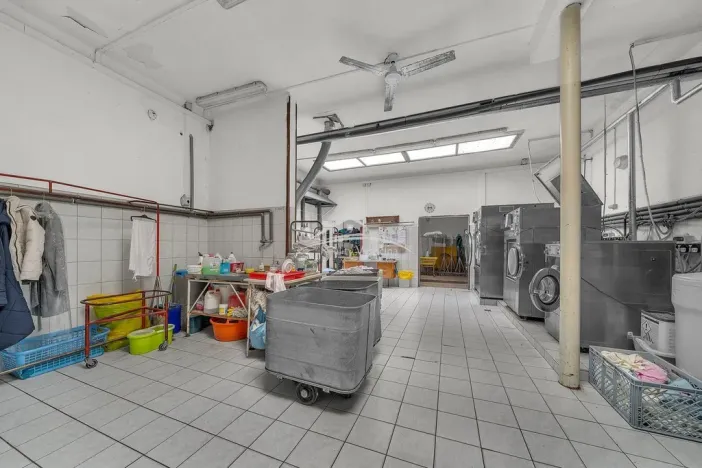 Prodej kanceláře, Havlíčkův Brod, Sázavská, 750 m2