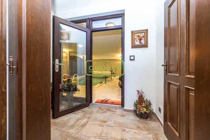 Prodej rodinného domu, Braškov, Akátová, 446 m2