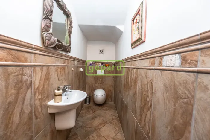 Prodej rodinného domu, Braškov, Akátová, 446 m2