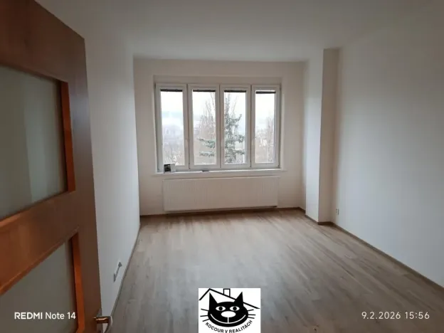 Pronájem bytu 2+kk, Praha - Podolí, Podolská, 62 m2