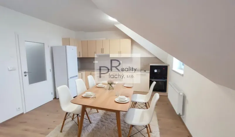 Prodej bytu 3+kk, Hevlín, 125 m2