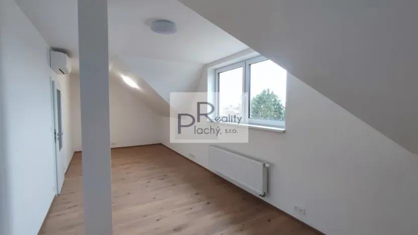 Prodej bytu 3+kk, Hevlín, 125 m2