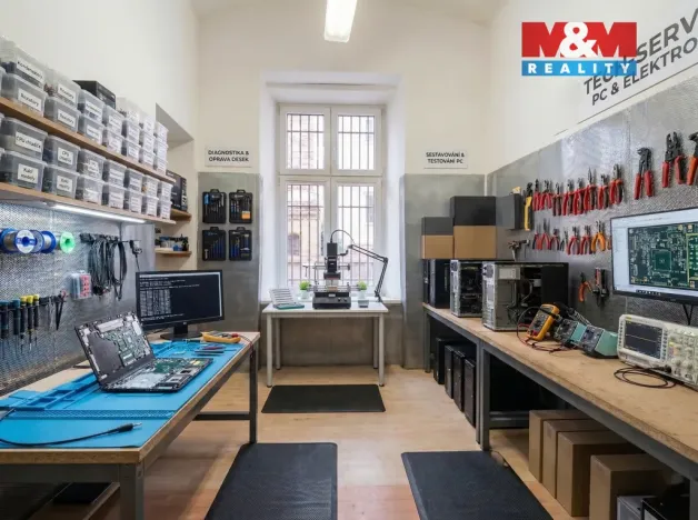 Pronájem obchodního prostoru, Praha - Vinohrady, Francouzská, 12 m2