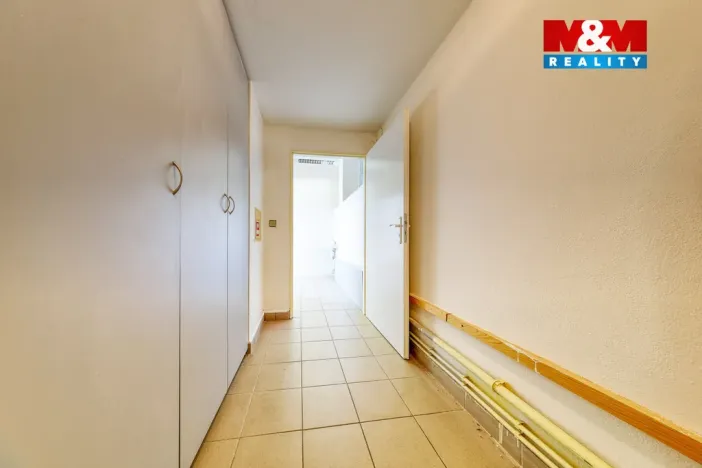 Pronájem obchodního prostoru, Písek, Čechova, 53 m2
