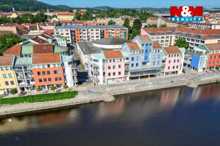 Pronájem obchodního prostoru, Písek, Čechova, 53 m2