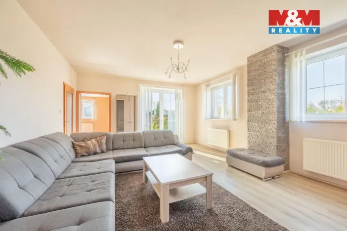 Prodej rodinného domu, Kamenná Lhota, 192 m2