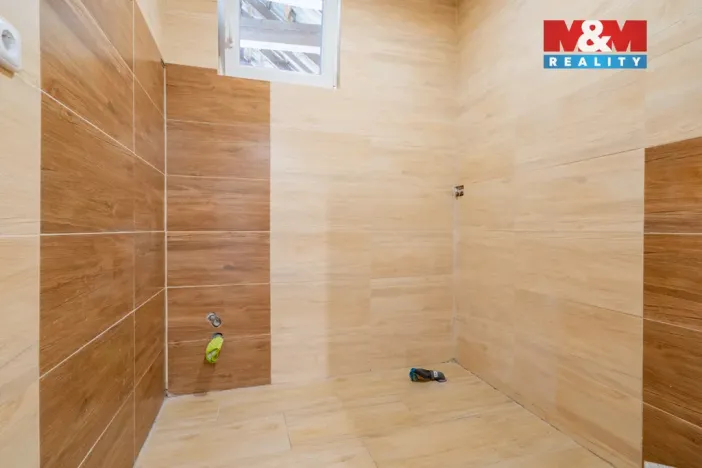 Prodej rodinného domu, Višňová, 350 m2