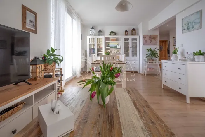 Prodej bytu 3+1, Neratovice, Čtvercová, 73 m2