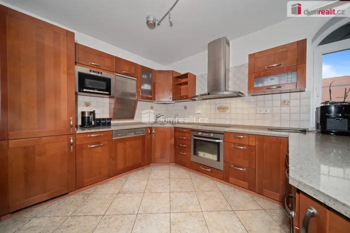 Prodej rodinného domu, Sluštice, 337 m2