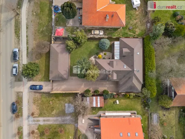 Prodej rodinného domu, Sluštice, 337 m2