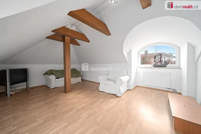 Prodej rodinného domu, Sluštice, 337 m2
