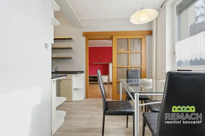 Prodej bytu 3+1, Uherské Hradiště, 28. října, 72 m2