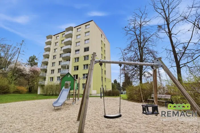 Prodej bytu 3+1, Uherské Hradiště, 28. října, 72 m2