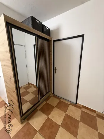 Pronájem bytu 2+1, Hošťálková, 55 m2