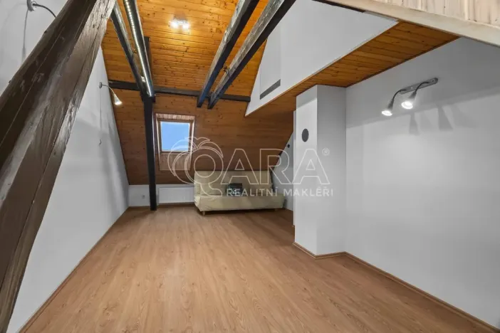 Pronájem rodinného domu, Říčany - Jažlovice, Hlavní, 104 m2