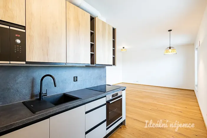 Pronájem bytu 3+kk, Praha - Královice, Ke Tvrzi, 89 m2