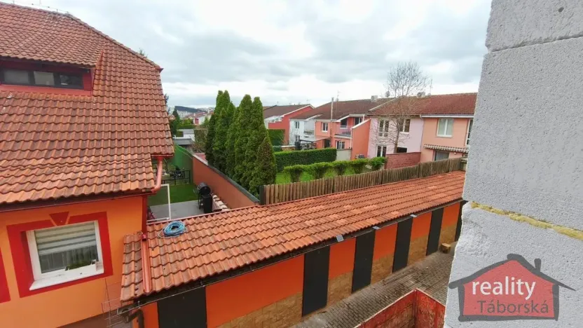 Prodej bytu 2+kk, Nupaky, Nupacká, 42 m2