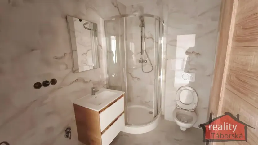 Prodej bytu 2+kk, Nupaky, Nupacká, 42 m2