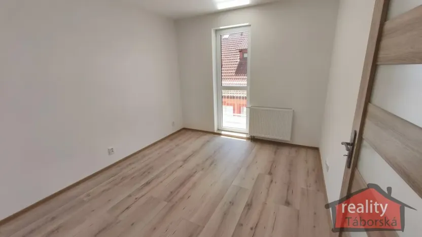Prodej bytu 2+kk, Nupaky, Nupacká, 42 m2