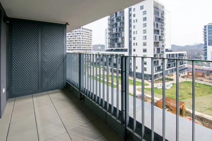 Pronájem bytu 1+kk, Praha - Modřany, Mezi vodami, 39 m2