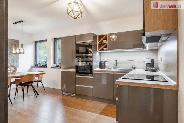 Prodej rodinného domu, Dolní Morava, 184 m2