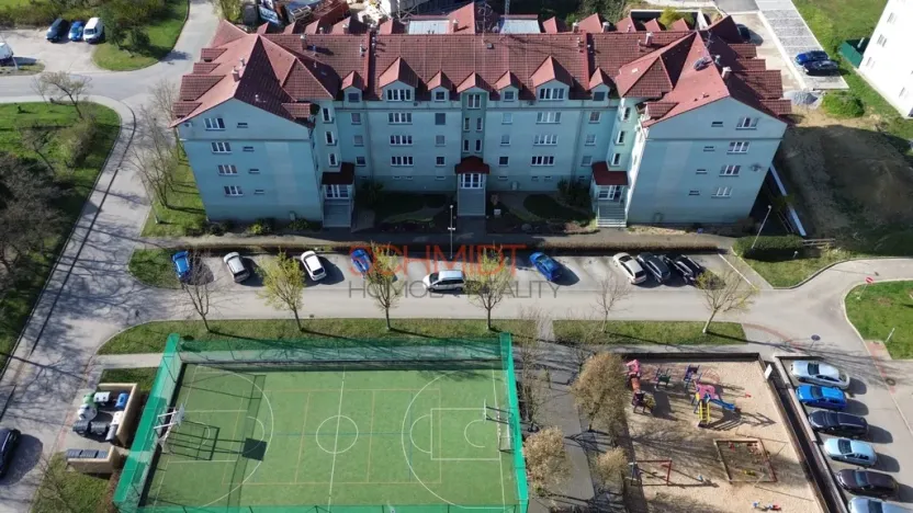 Prodej bytu 3+kk, Hustopeče, U Větrolamu, 90 m2
