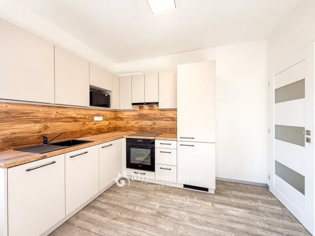 Pronájem bytu 2+kk, Znojmo, Vančurova, 48 m2