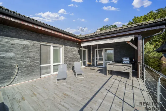 Prodej rodinného domu, Choltice, 200 m2