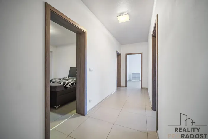 Prodej rodinného domu, Choltice, 200 m2