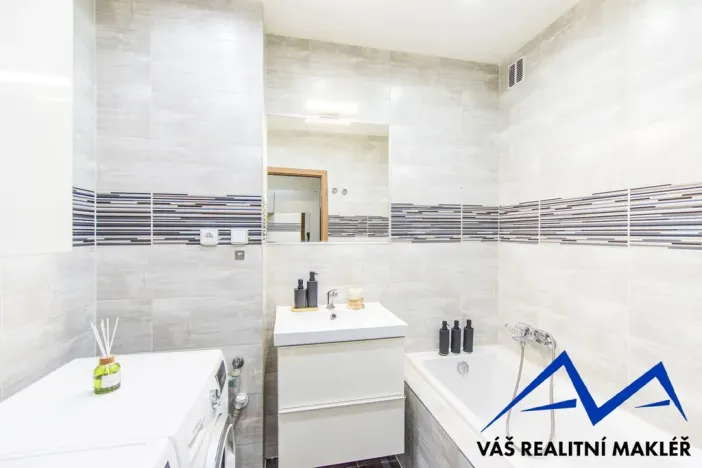 Prodej bytu 3+1, Ostrava, Výškovická, 67 m2