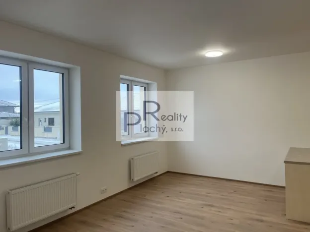Prodej bytu 2+kk, Hevlín, 62 m2