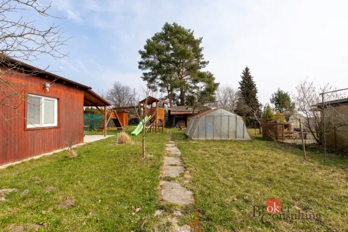 Prodej zahrady, Opava, 445 m2