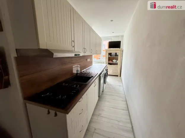 Prodej bytu 2+1, Cheb, Mírová, 54 m2