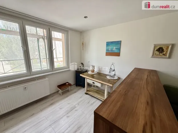 Prodej bytu 2+1, Cheb, Mírová, 54 m2