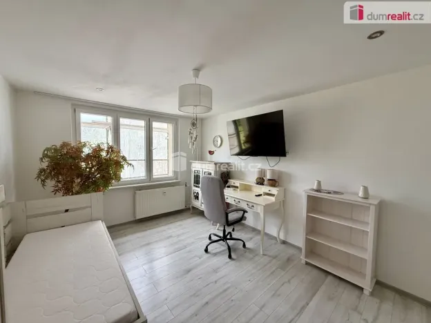 Prodej bytu 2+1, Cheb, Mírová, 54 m2