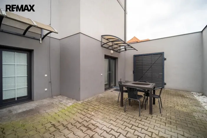 Prodej rodinného domu, Praha - Hloubětín, Poděbradská, 188 m2