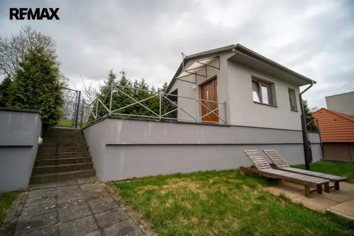 Prodej rodinného domu, Praha - Hloubětín, Poděbradská, 188 m2