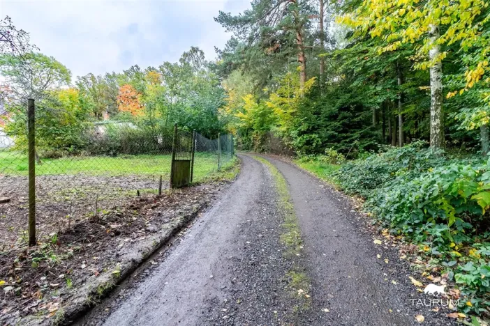 Prodej pozemku pro bydlení, Velký Chlumec, okres beroun, 1355 m2