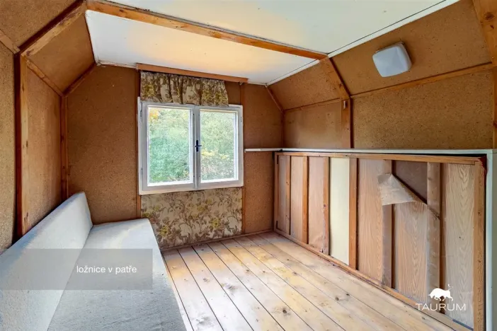 Prodej pozemku pro bydlení, Velký Chlumec, okres beroun, 1355 m2