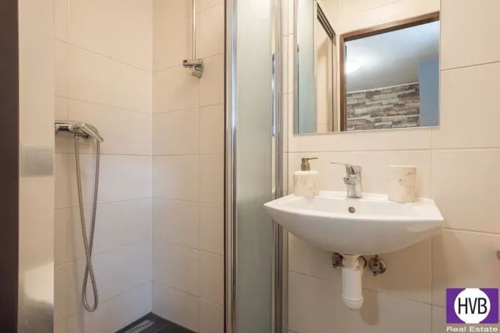 Prodej bytu 1+kk, Praha, Chvalská, 11 m2